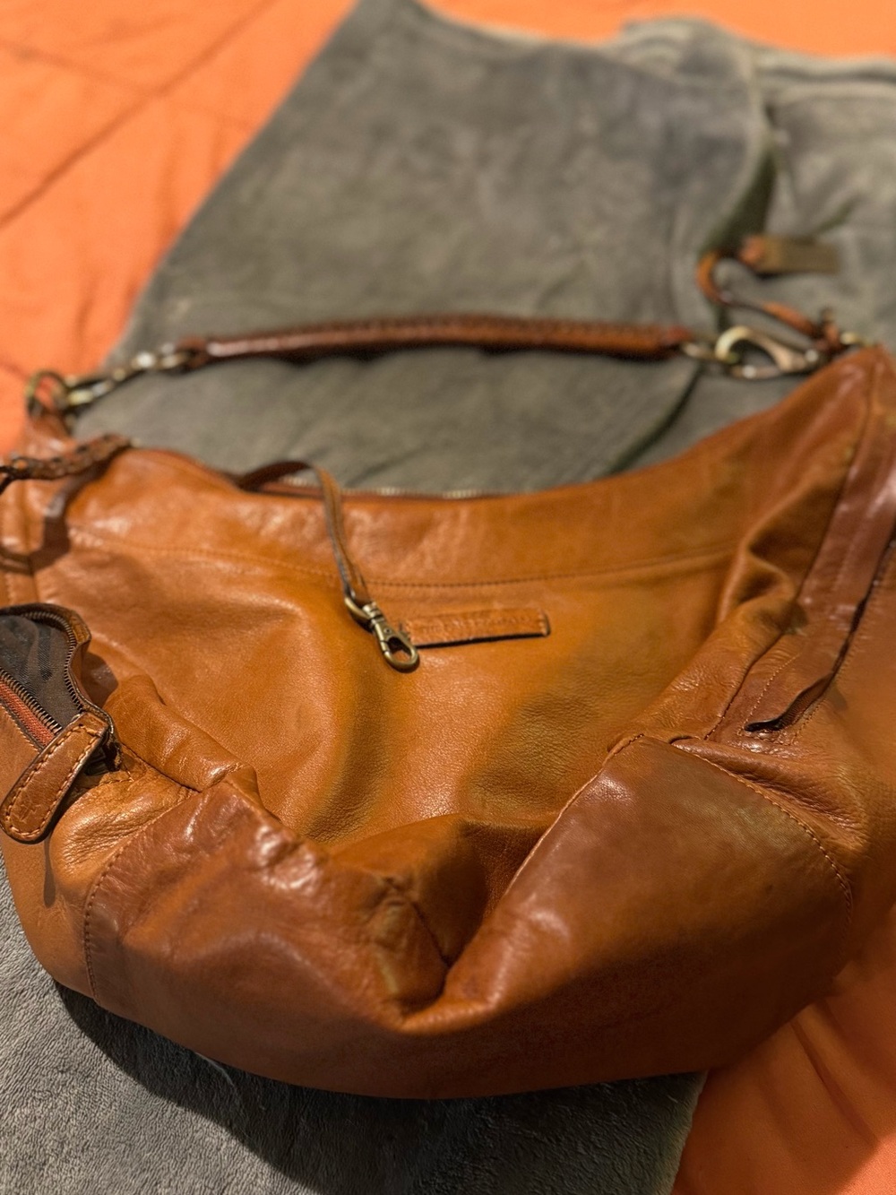 Frye Distressed Tan Leather Hobo Shoulder Bag